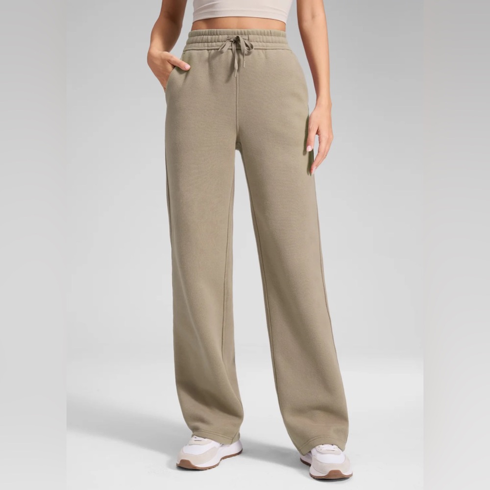 Fleece Straight Leg Lined Sweatpant 32''